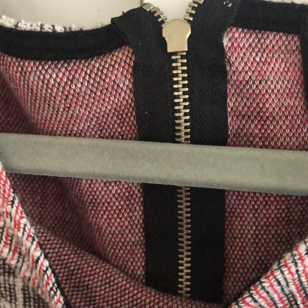 Top - Picture 3 of 4